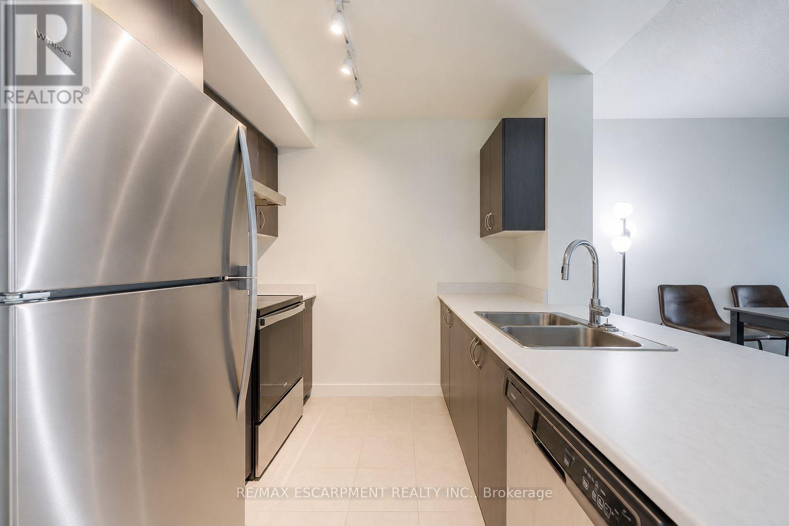 309 - 10 Wilby Crescent Property Photo 5