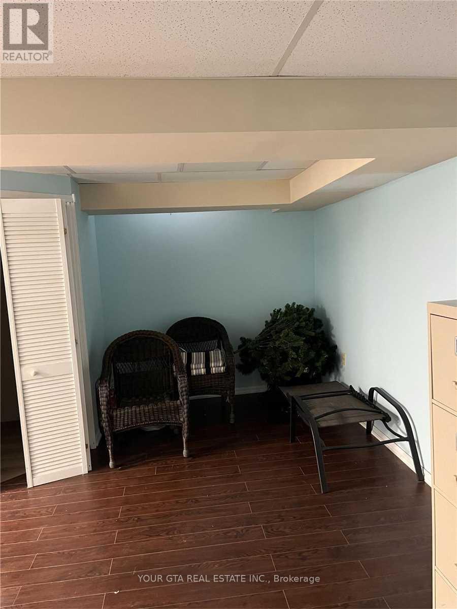 20 Luminous Court Property Photo 24