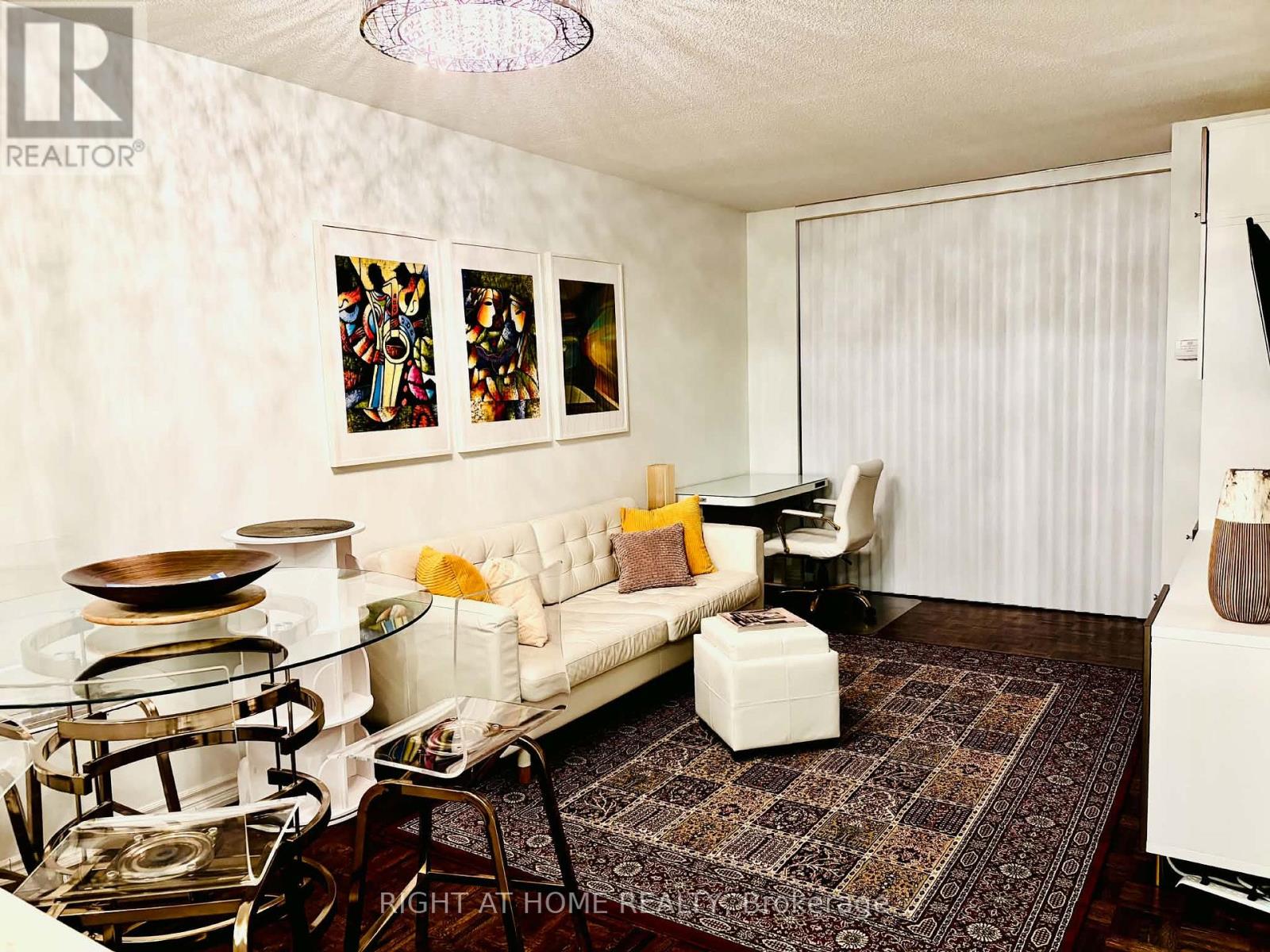 38 Fontenay Court Property Photo 9