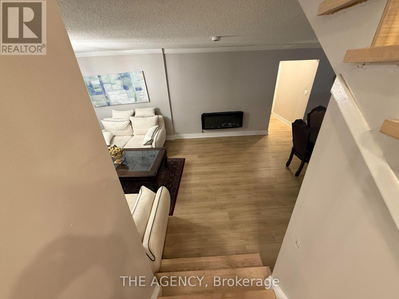 411 Laurier Avenue Property Photo 7