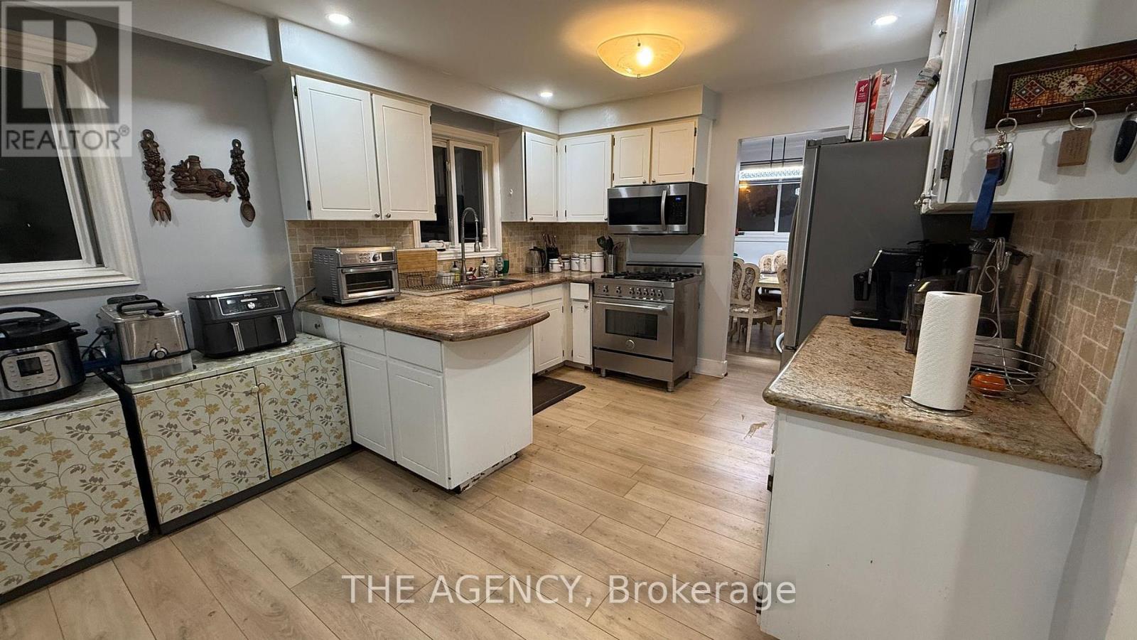 411 Laurier Avenue Property Photo 15