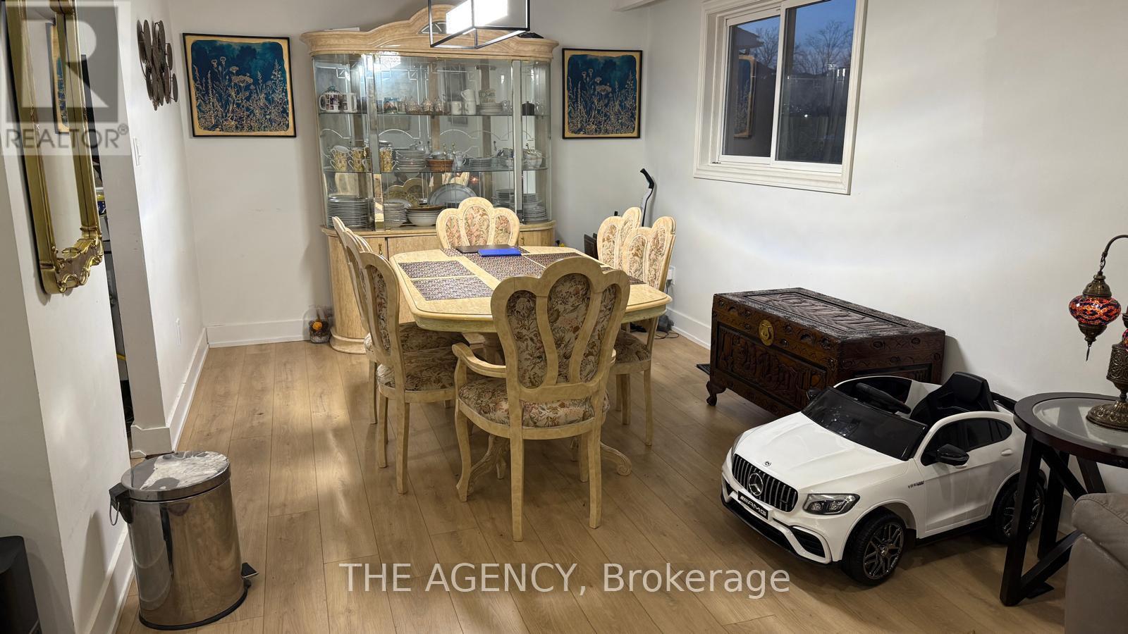 411 Laurier Avenue Property Photo 19