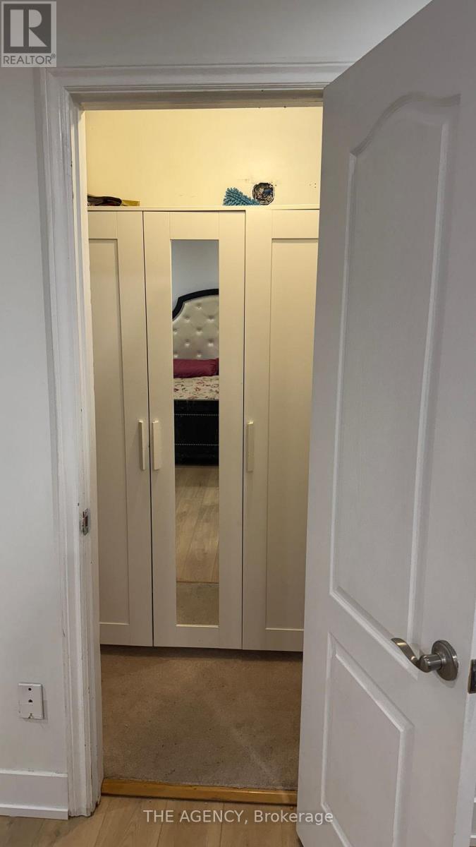 411 Laurier Avenue Property Photo 33