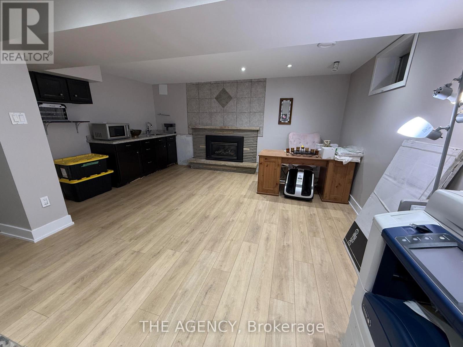 411 Laurier Avenue Property Photo 45