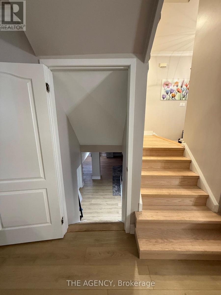 411 Laurier Avenue Property Photo 48