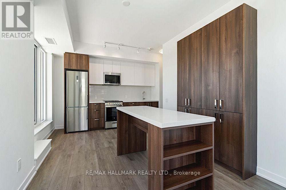 426 - 1787 St Clair Avenue W Property Photo 9