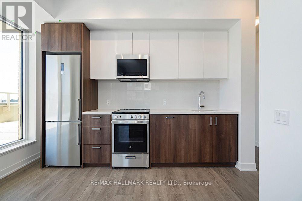 426 - 1787 St Clair Avenue W Property Photo 27