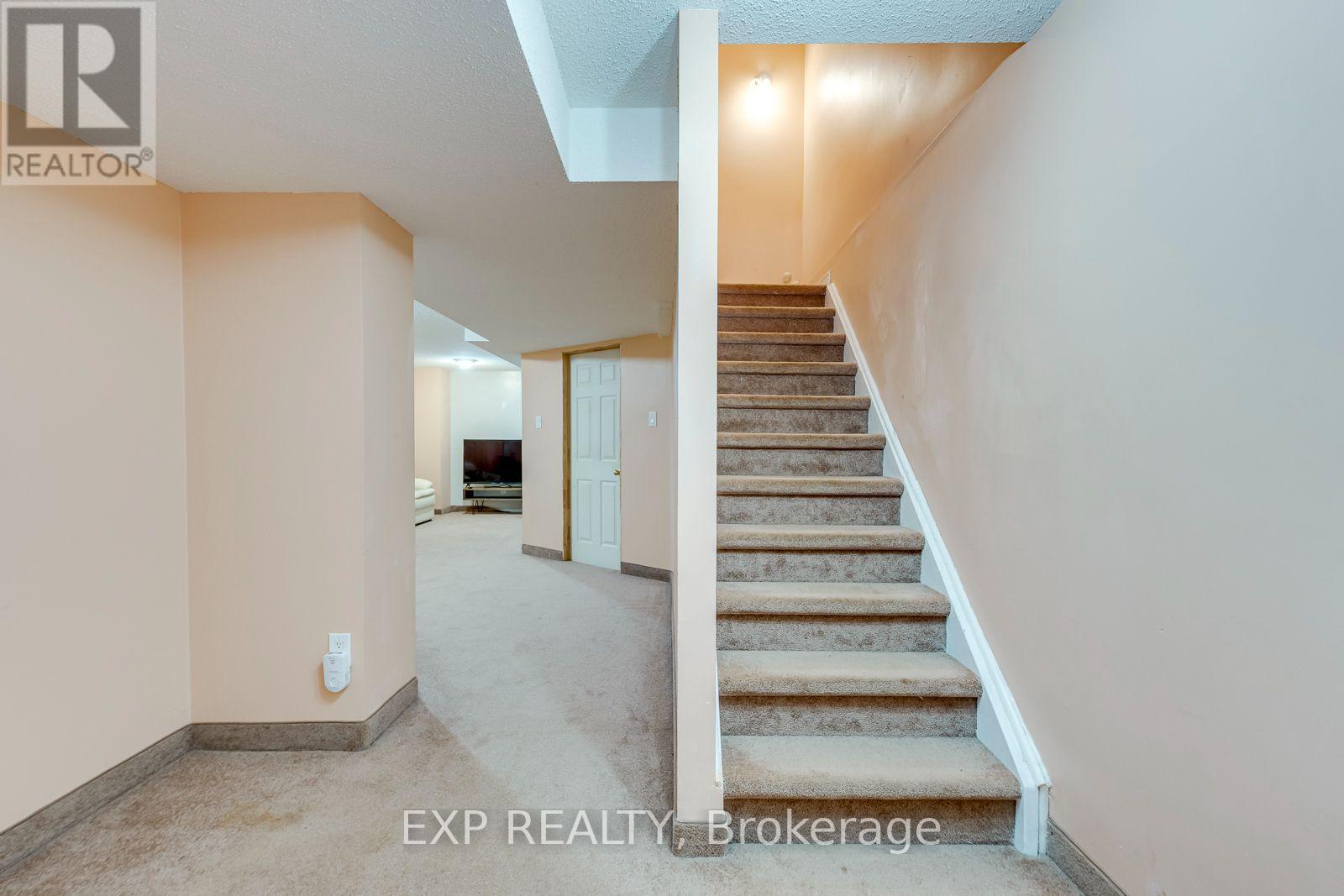 19 Horned Owl Drive Property Photo 34
