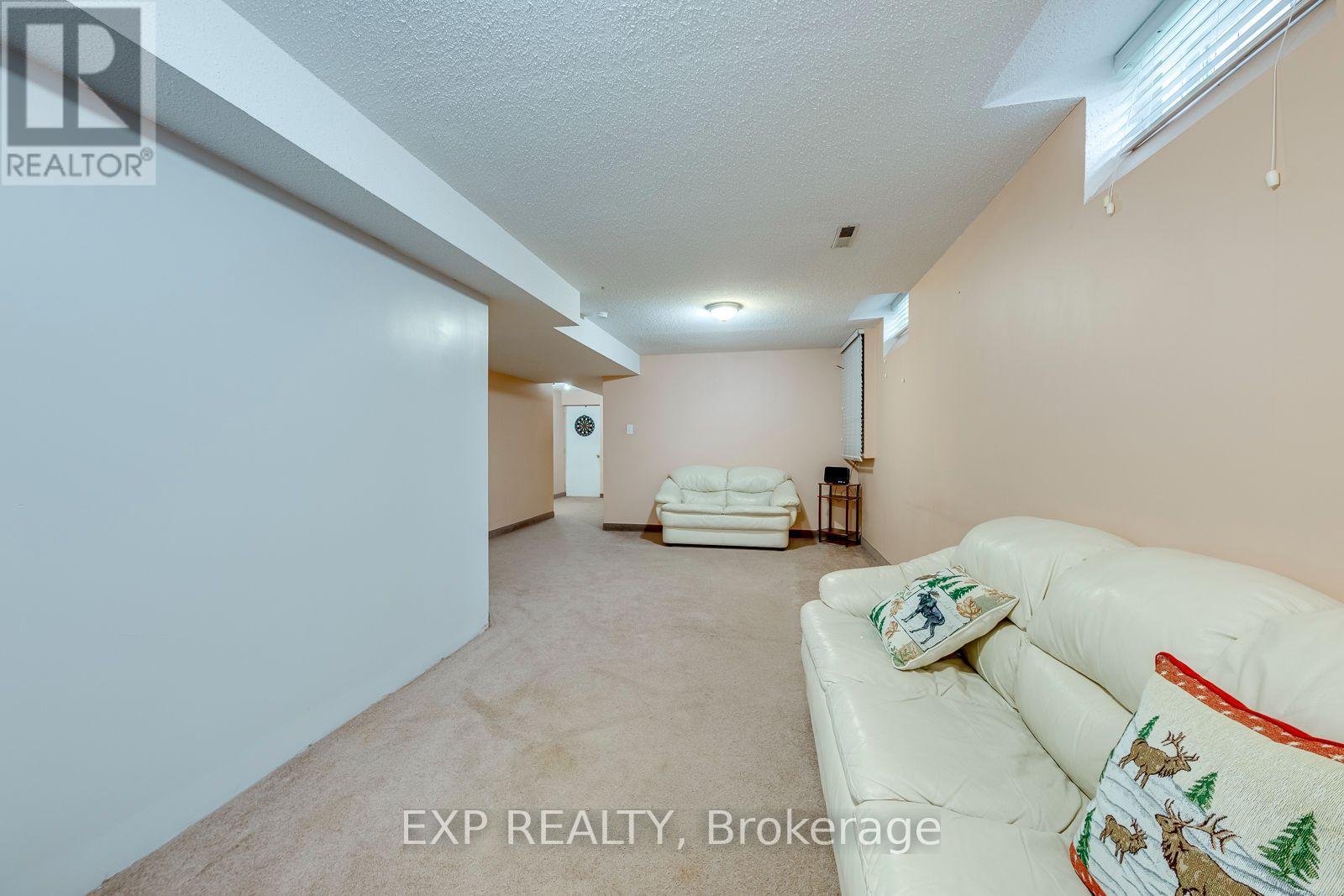 19 Horned Owl Drive Property Photo 38