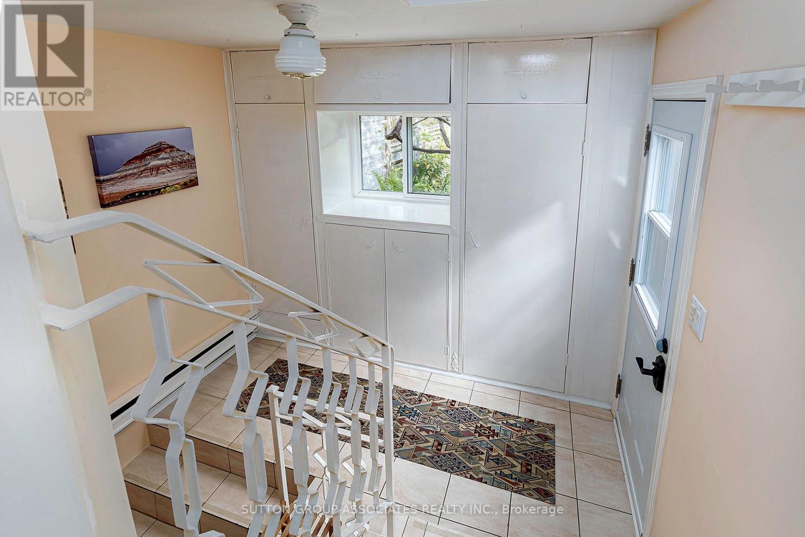 257 Perth Avenue Property Photo 15