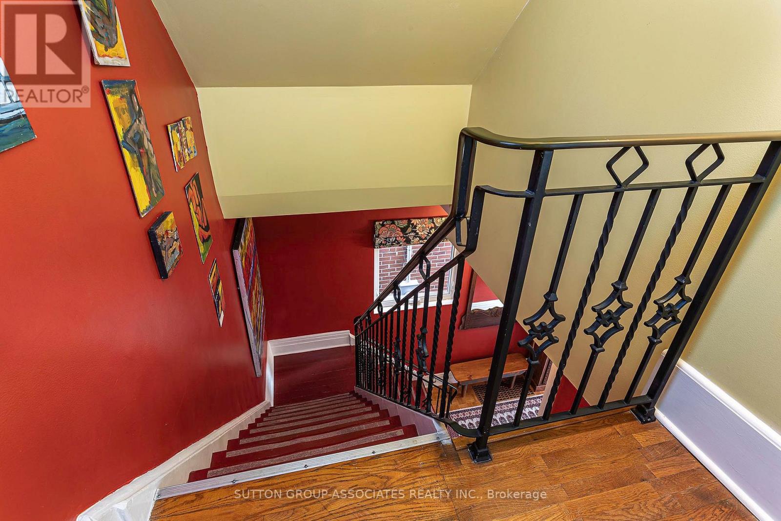 257 Perth Avenue Property Photo 20