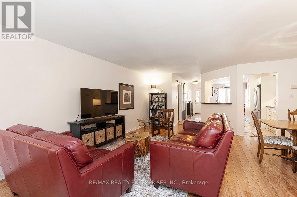 117 - 2055 Walkers Line Property Photo 13
