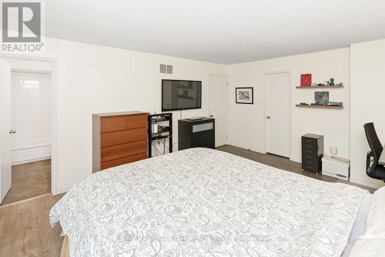 117 - 2055 Walkers Line Property Photo 21