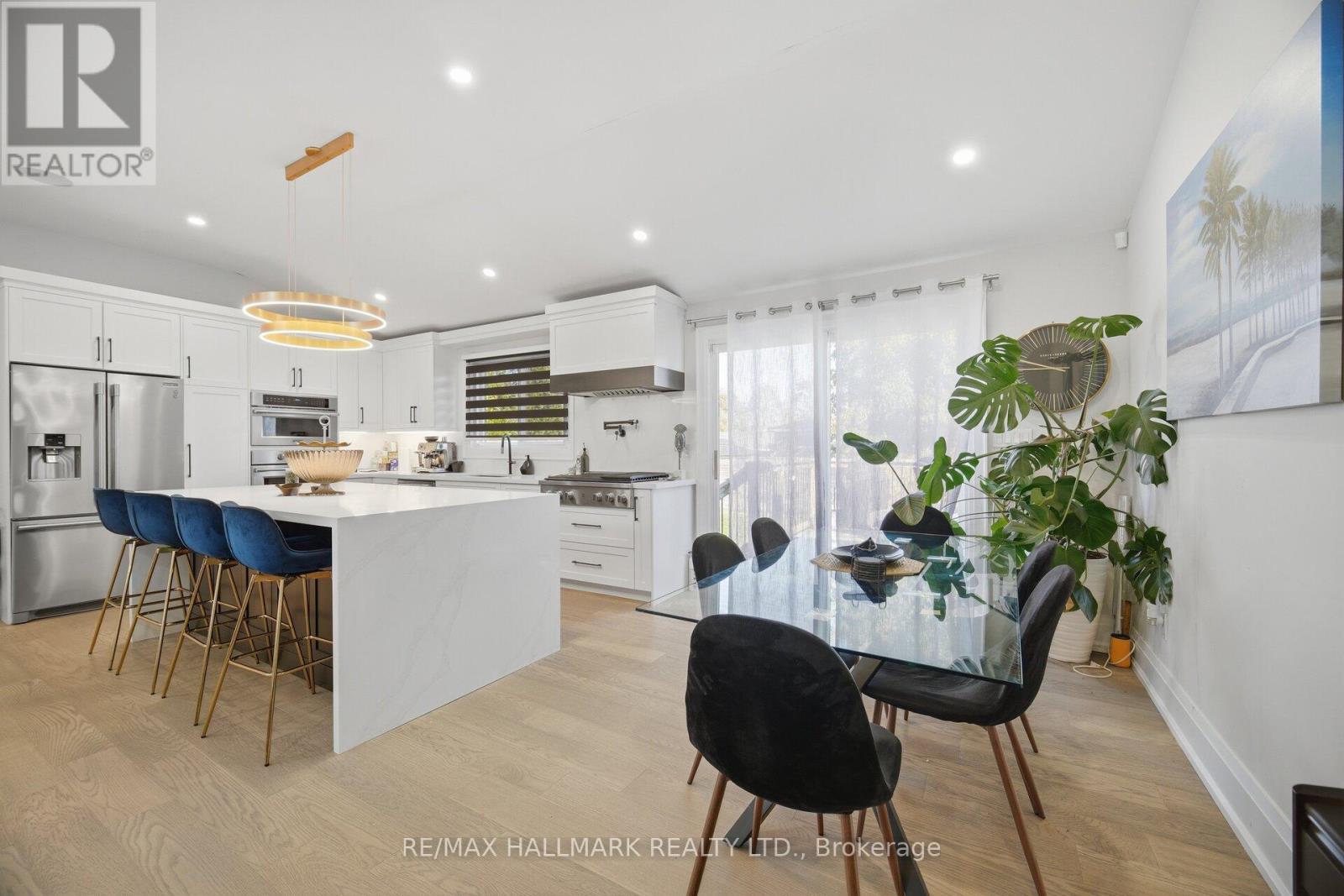 407 Bronte Road Property Photo 10