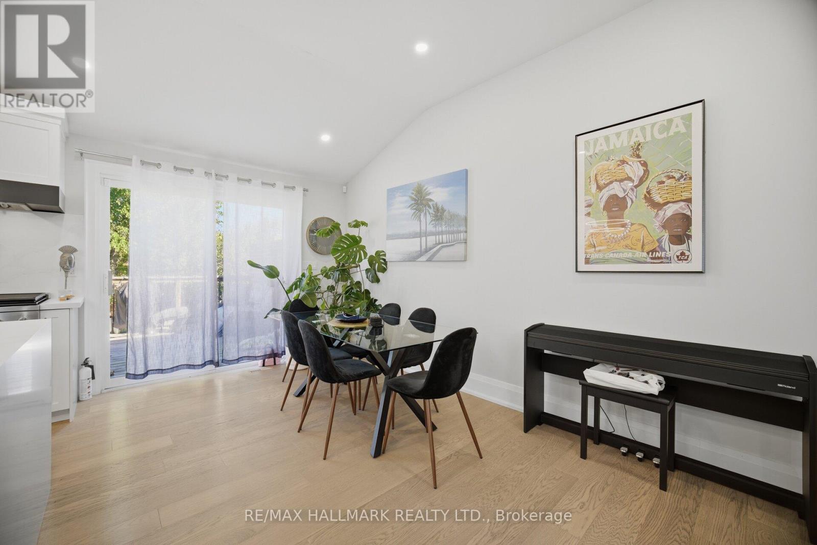 407 Bronte Road Property Photo 19