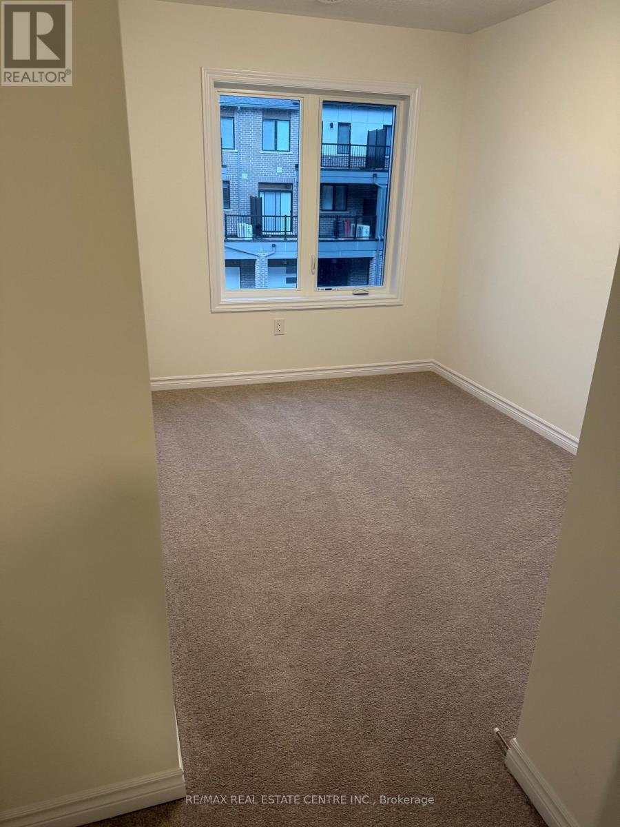41 Thornbird Crescent Property Photo 6