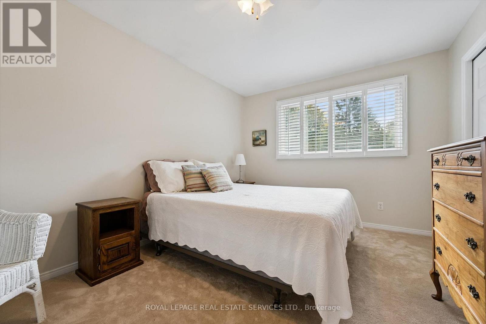 200 All Saints Crescent Property Photo 30