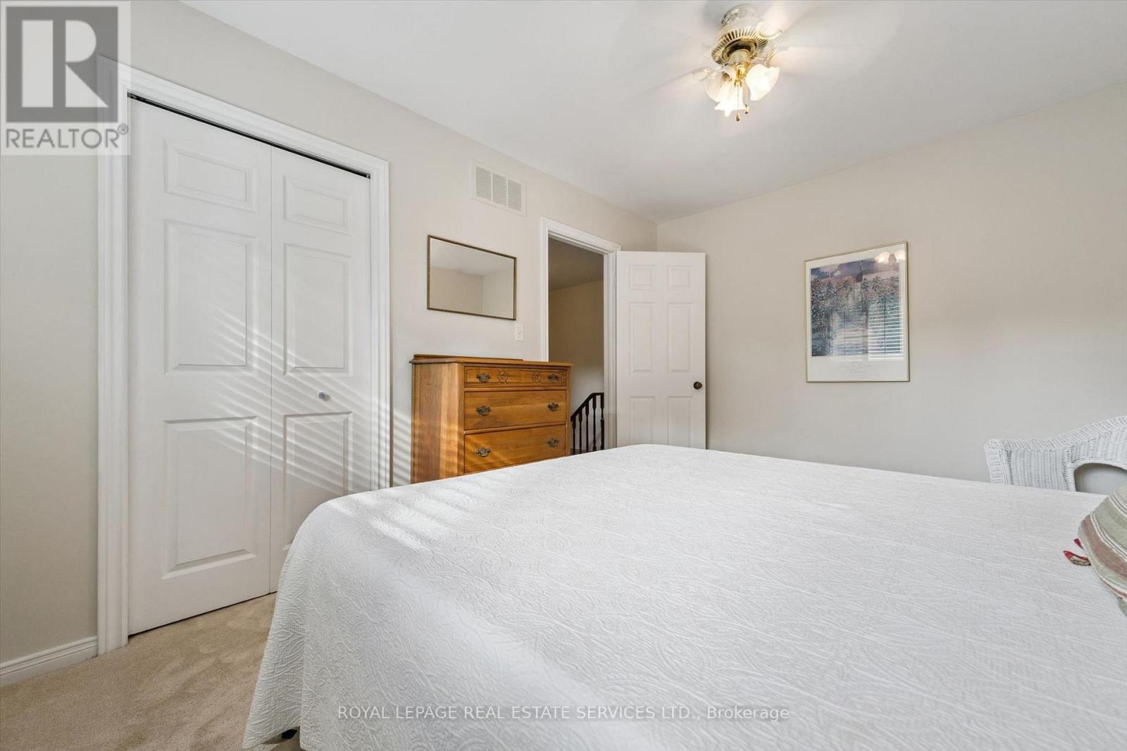 200 All Saints Crescent Property Photo 31