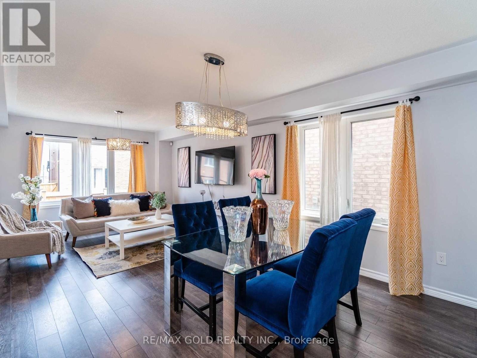 102 Leadenhall Road Property Photo 4