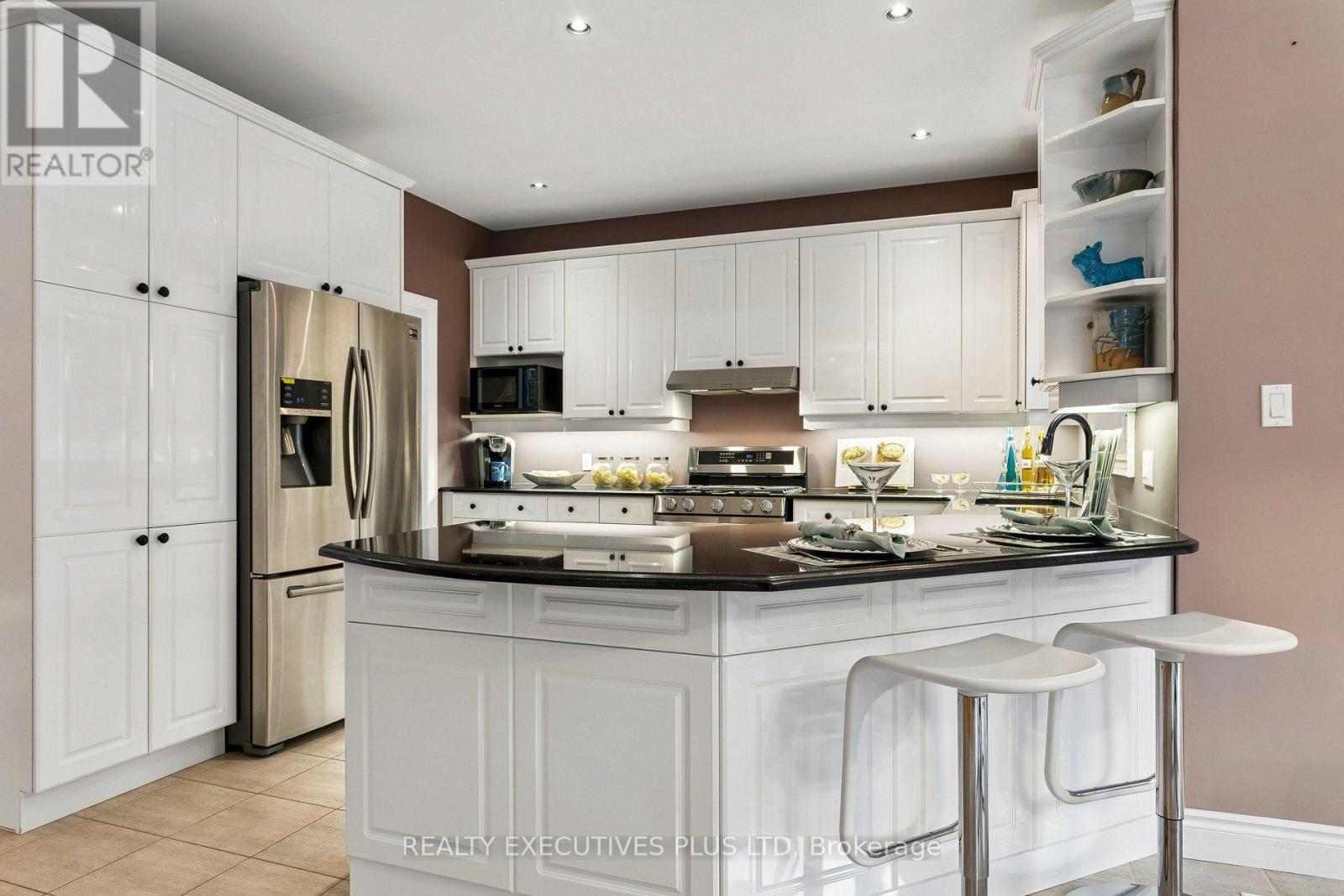 2547 Morrison Avenue Property Photo 12