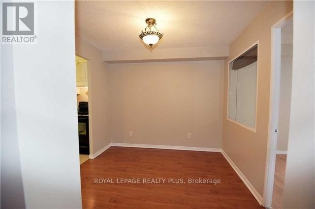 1209 - 115 Hillcrest Avenue Property Photo 4