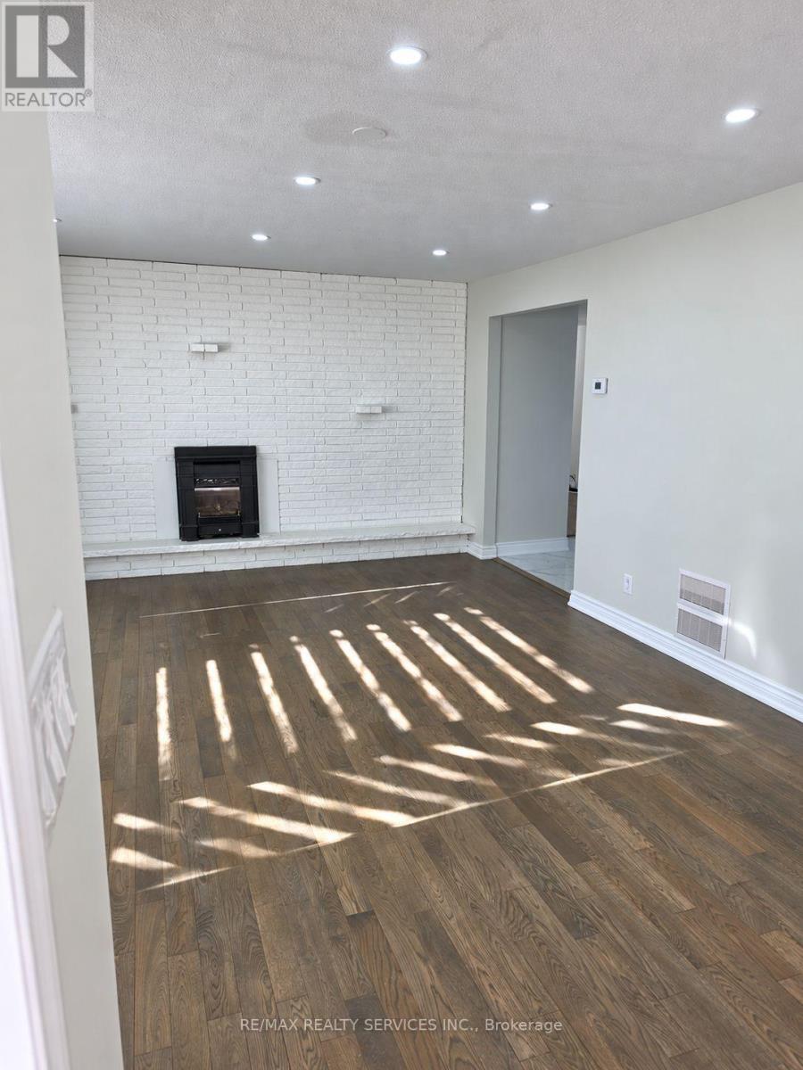13195 Heritage Road Property Photo 4