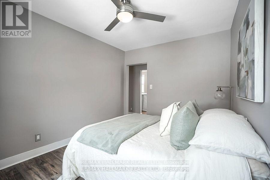 Upper - 6 Thirty First Street Property Photo 8