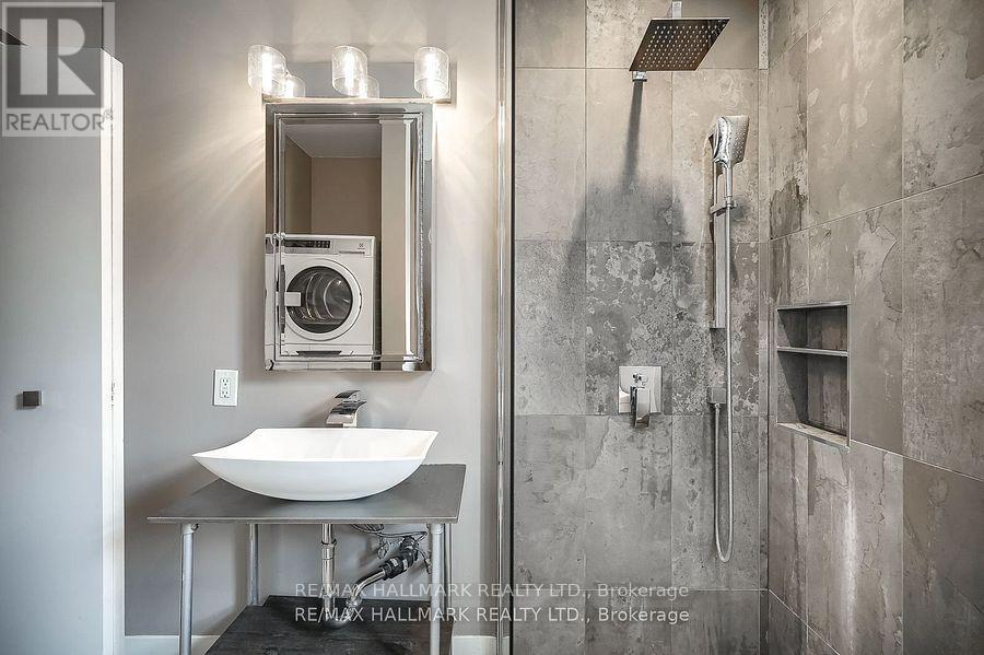 Upper - 6 Thirty First Street Property Photo 18