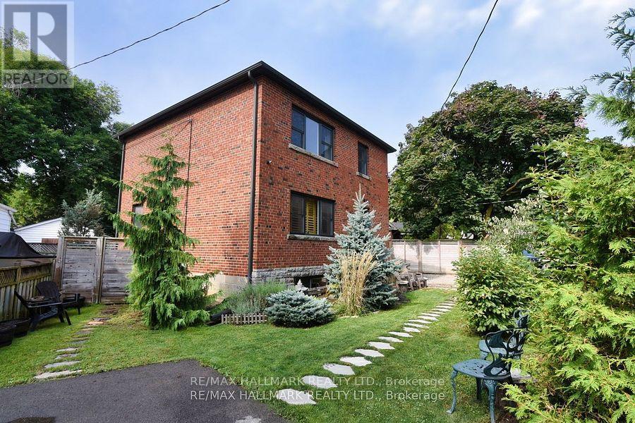 Upper - 6 Thirty First Street Property Photo 24