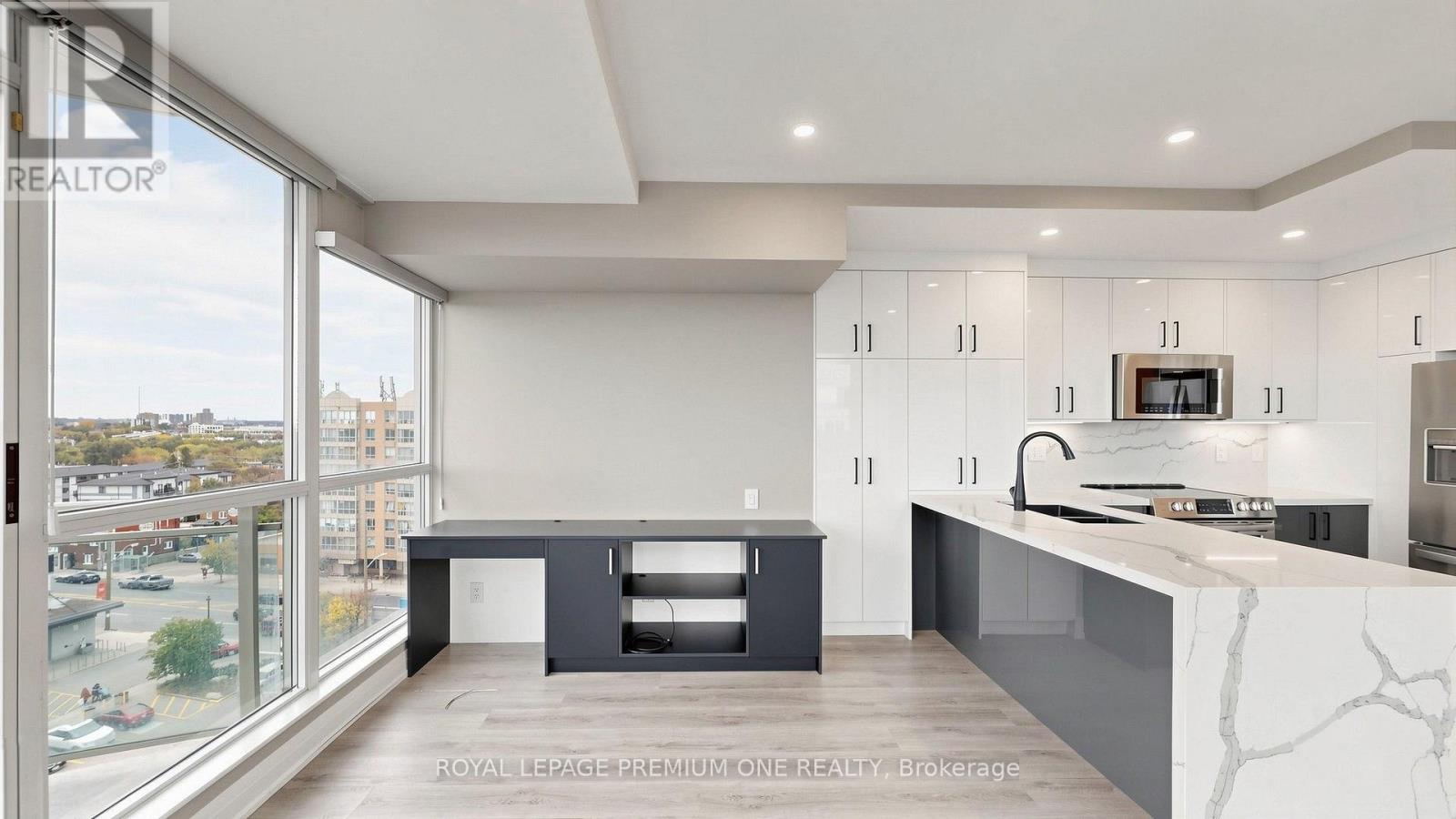 824 - 1600 Keele Street Property Photo 10