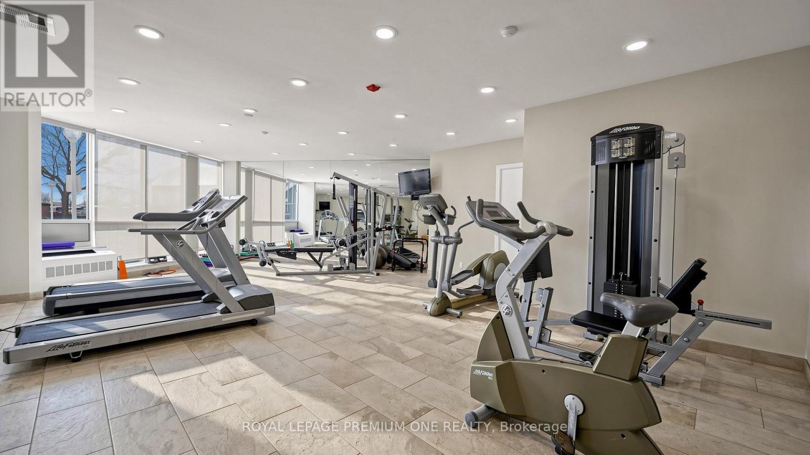 824 - 1600 Keele Street Property Photo 25