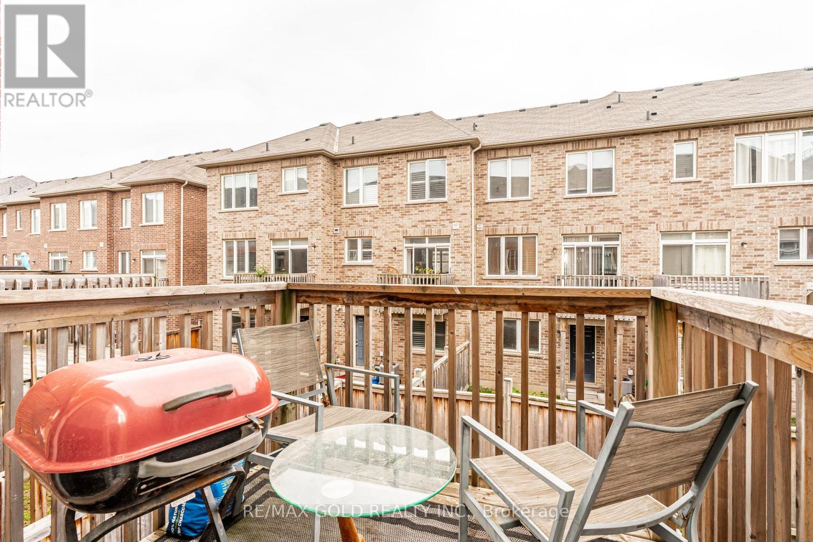 32 Rockman Crescent Property Photo 14