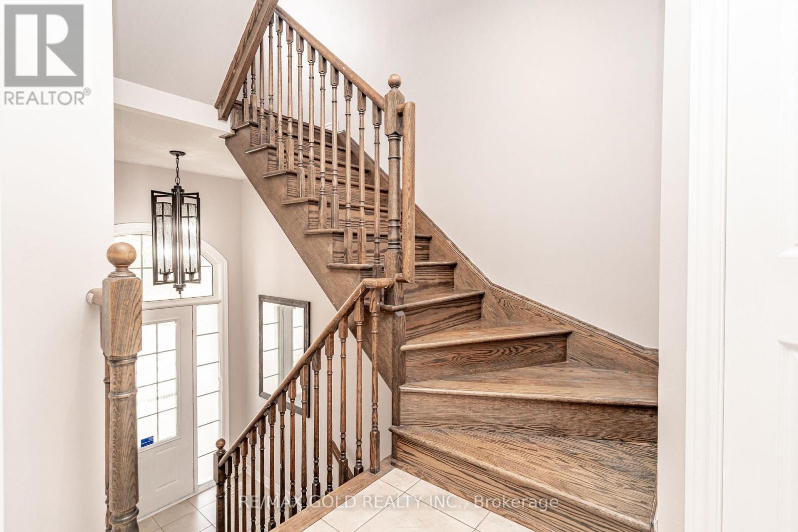 32 Rockman Crescent Property Photo 15