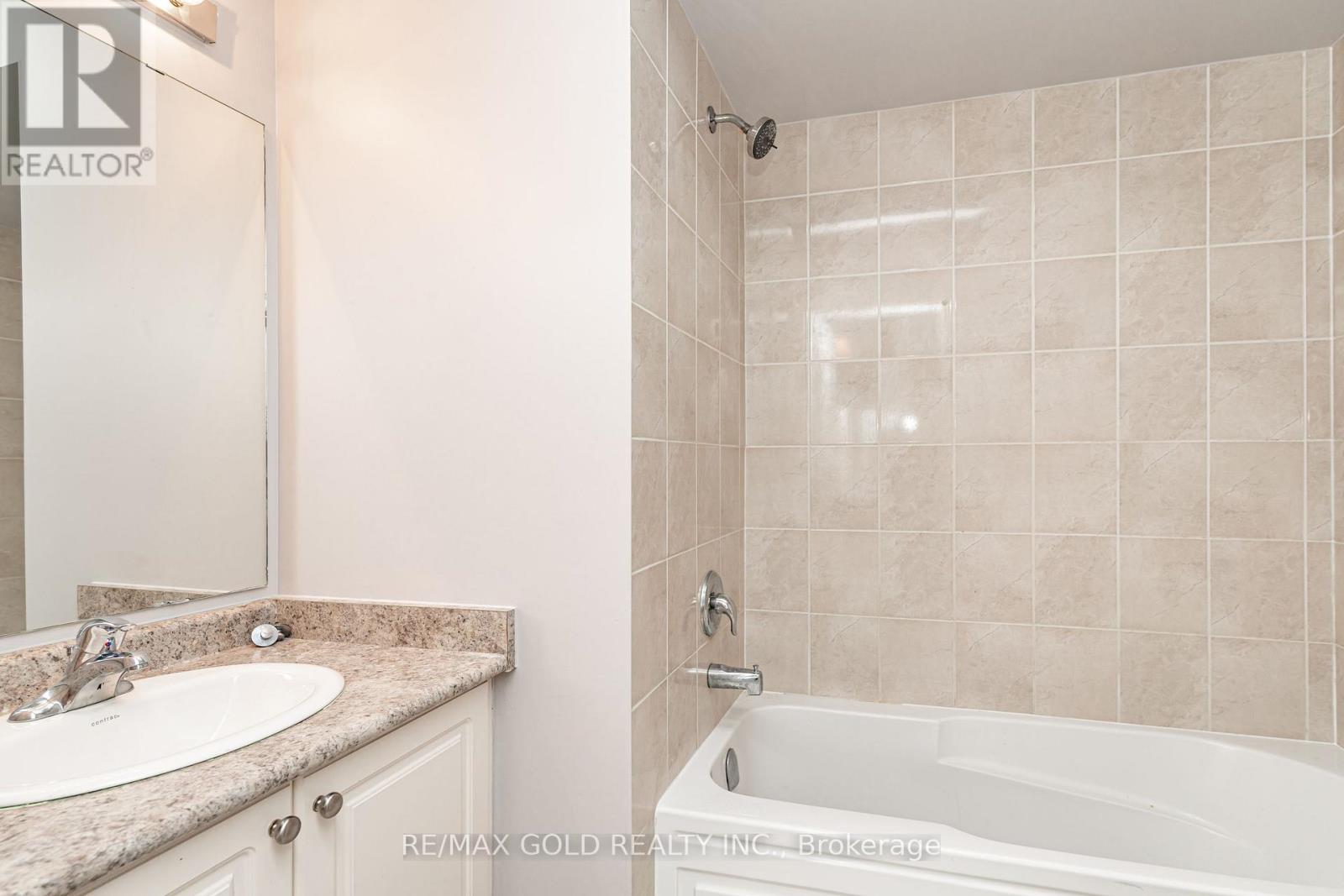32 Rockman Crescent Property Photo 18