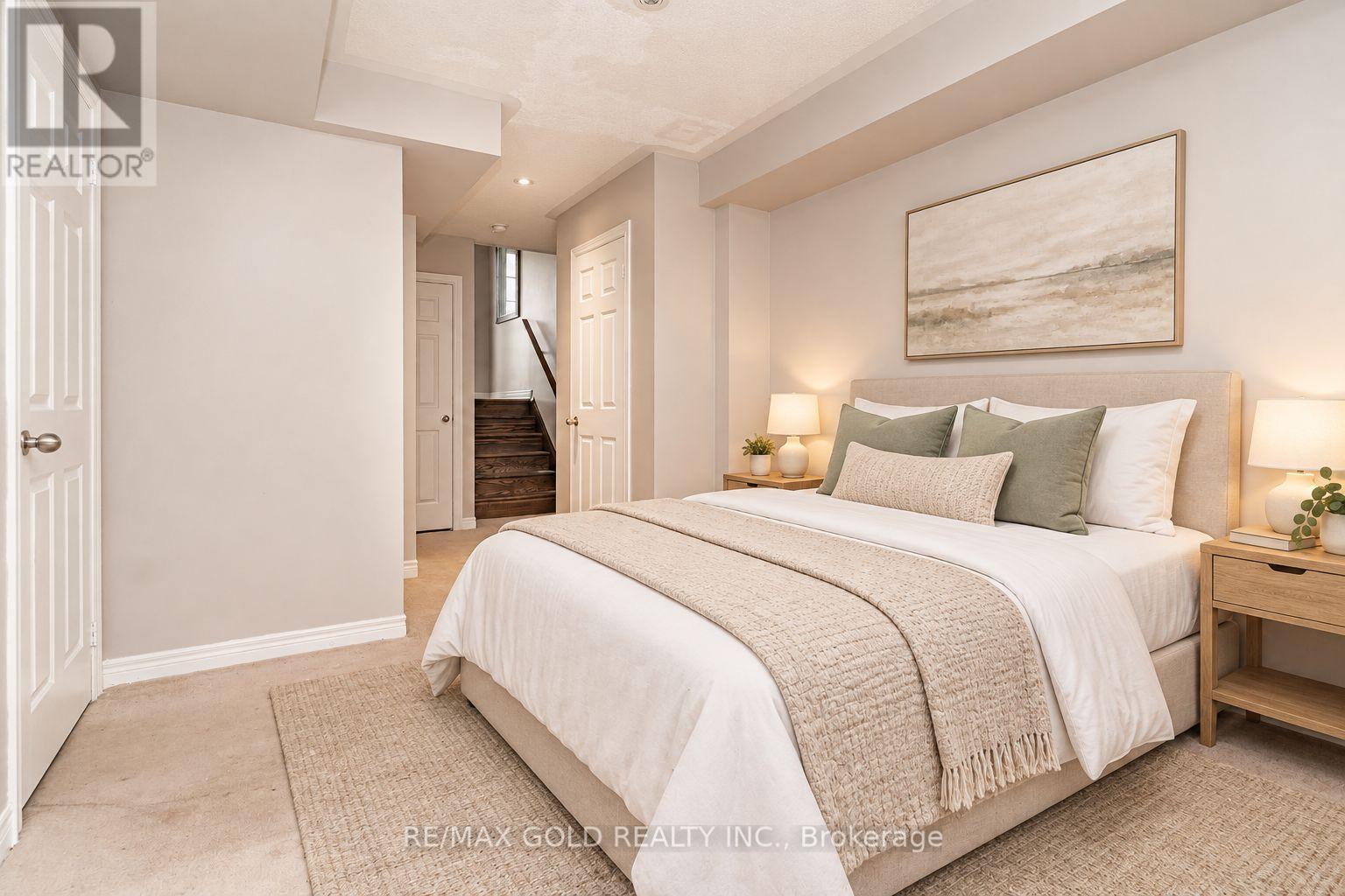 32 Rockman Crescent Property Photo 24