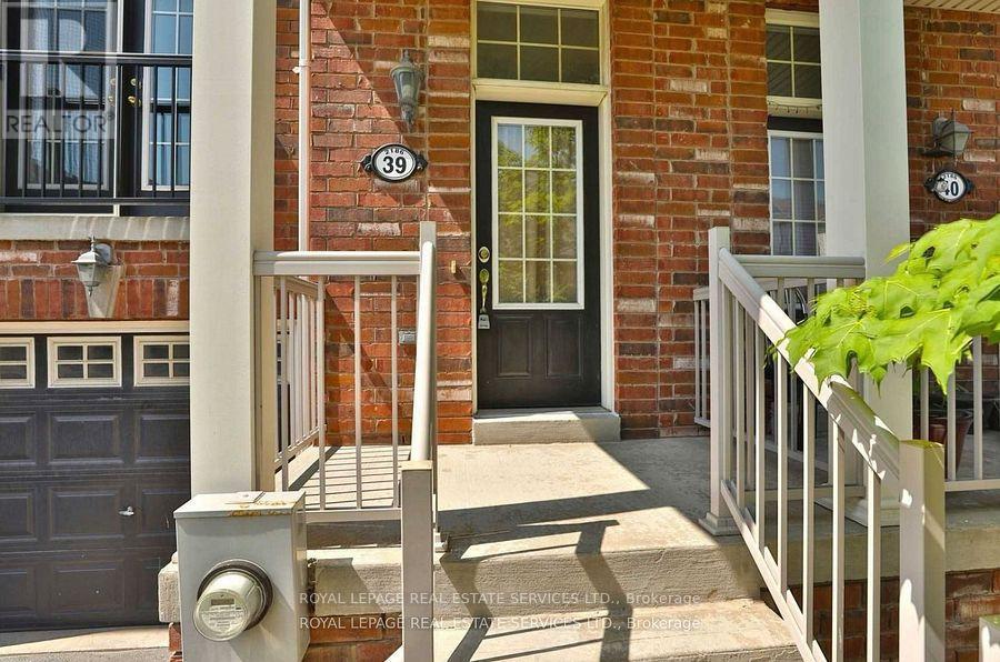 39 - 2186 Fiddlers Way Property Photo 3