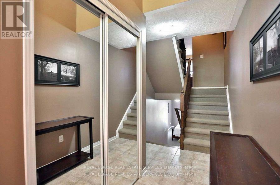 39 - 2186 Fiddlers Way Property Photo 5