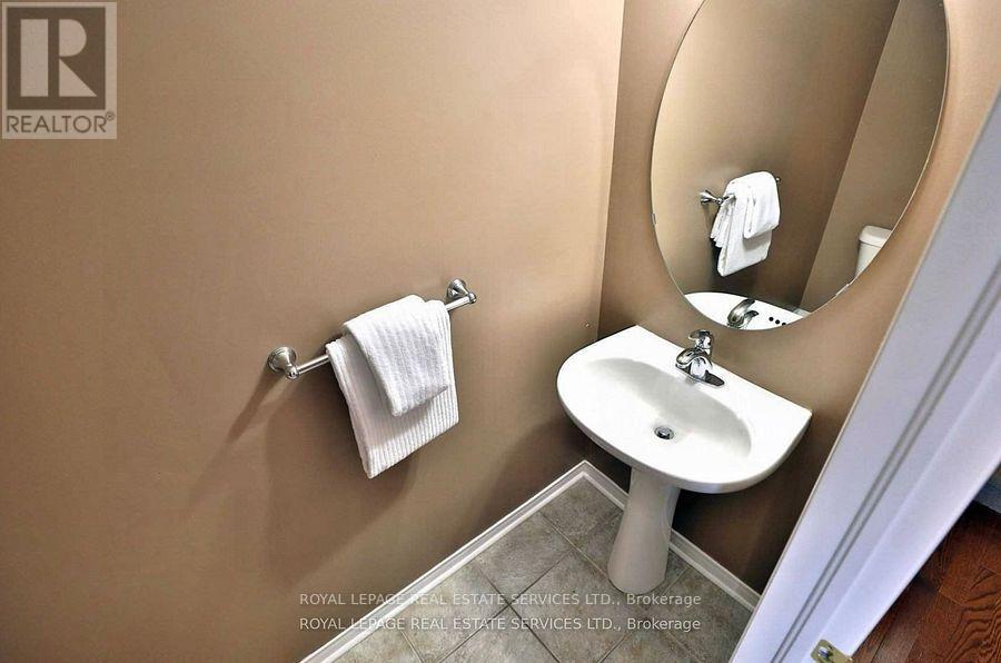 39 - 2186 Fiddlers Way Property Photo 18