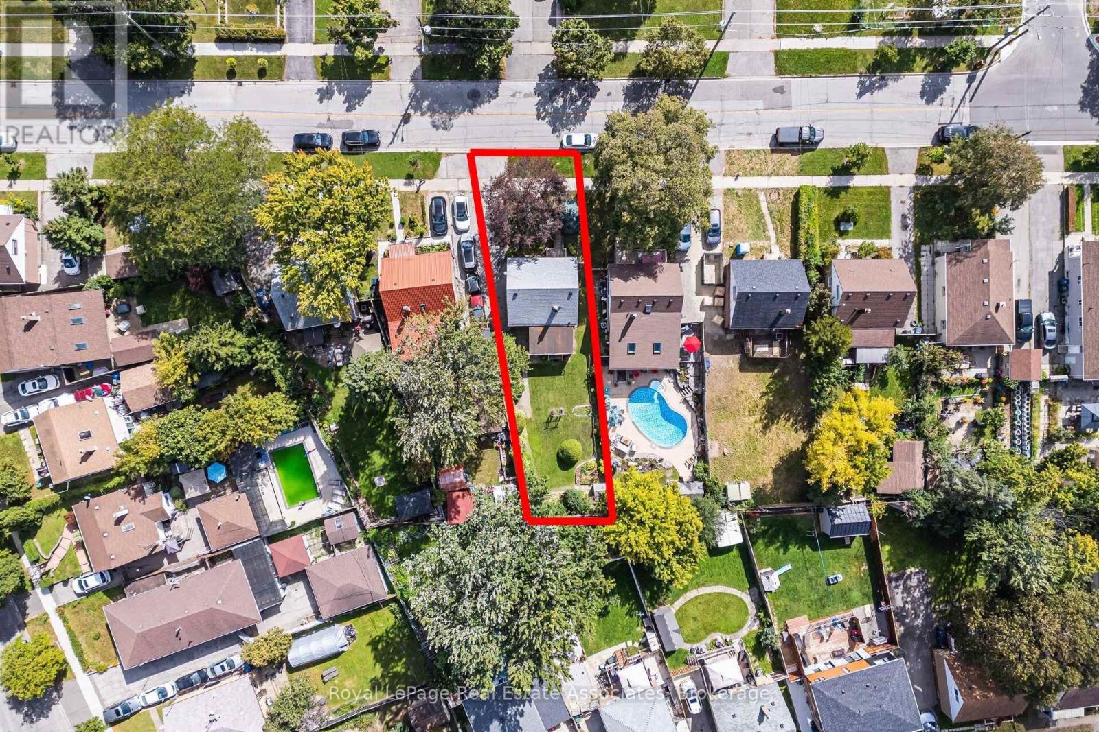 68 Allenby Avenue Property Photo 3