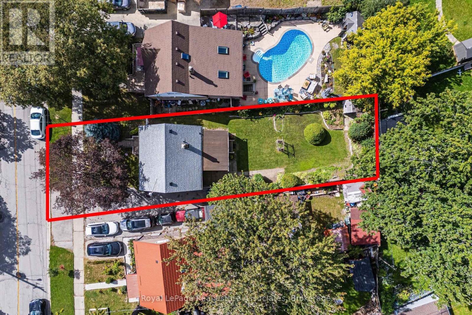 68 Allenby Avenue Property Photo 4