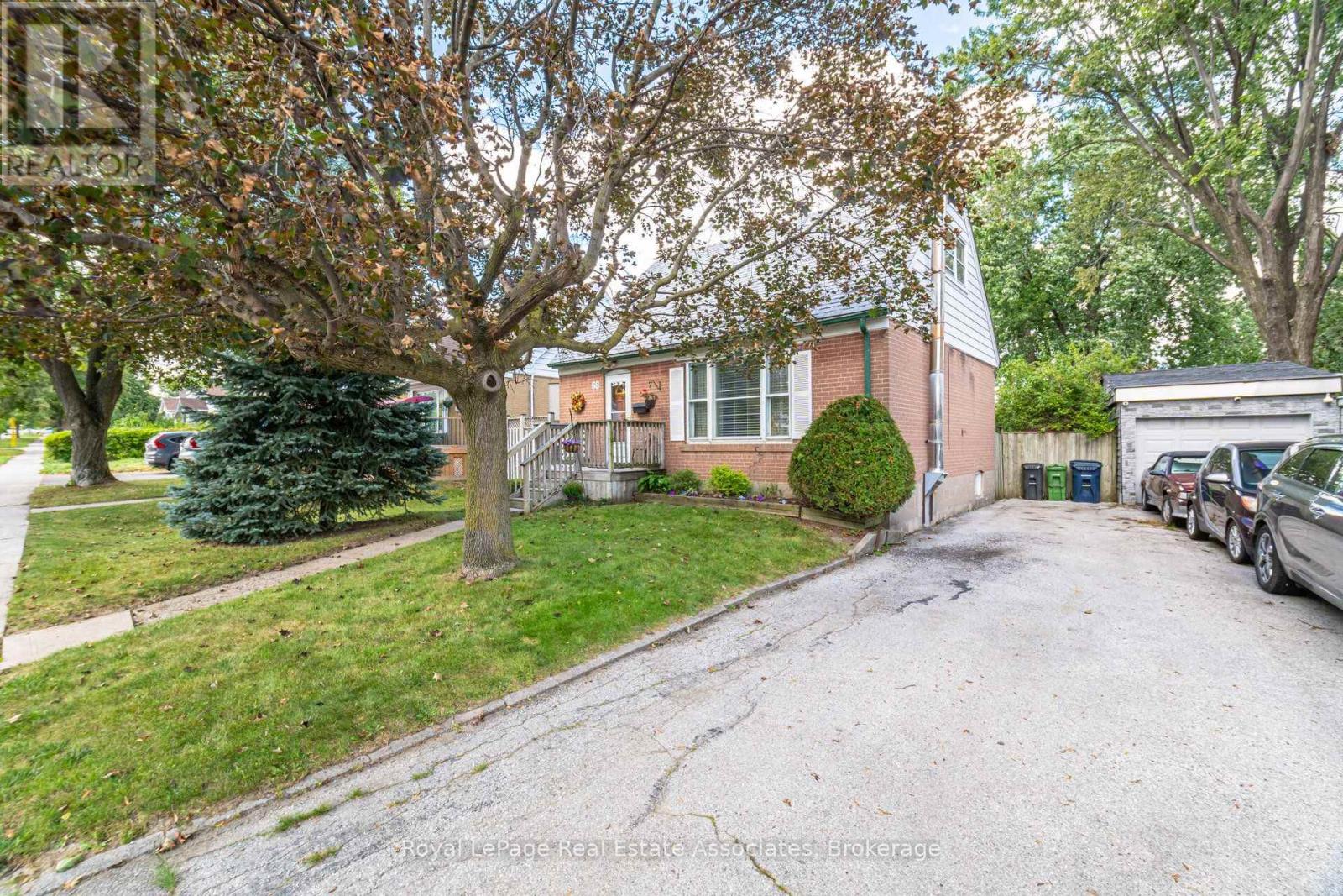 68 Allenby Avenue Property Photo 5
