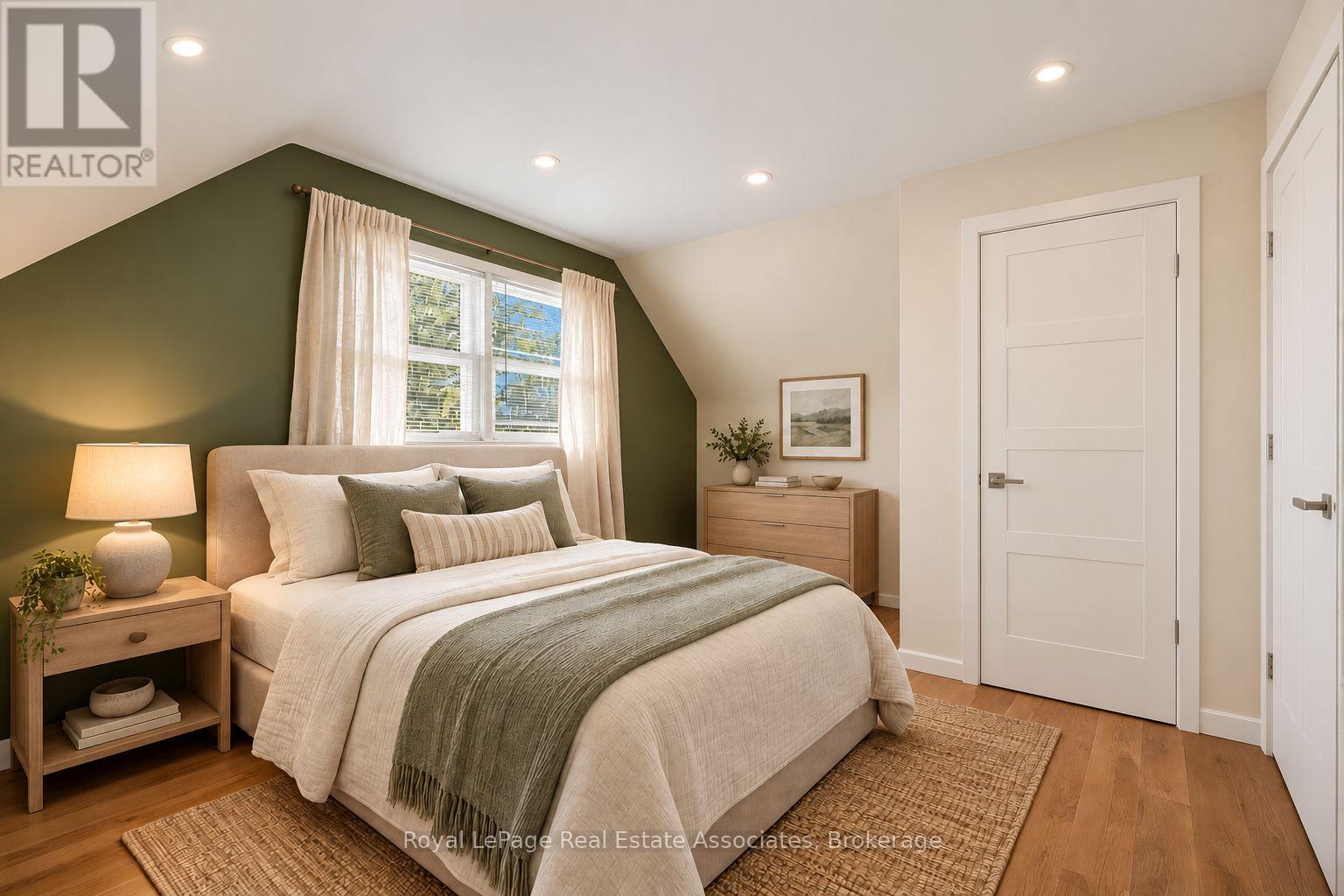 68 Allenby Avenue Property Photo 35