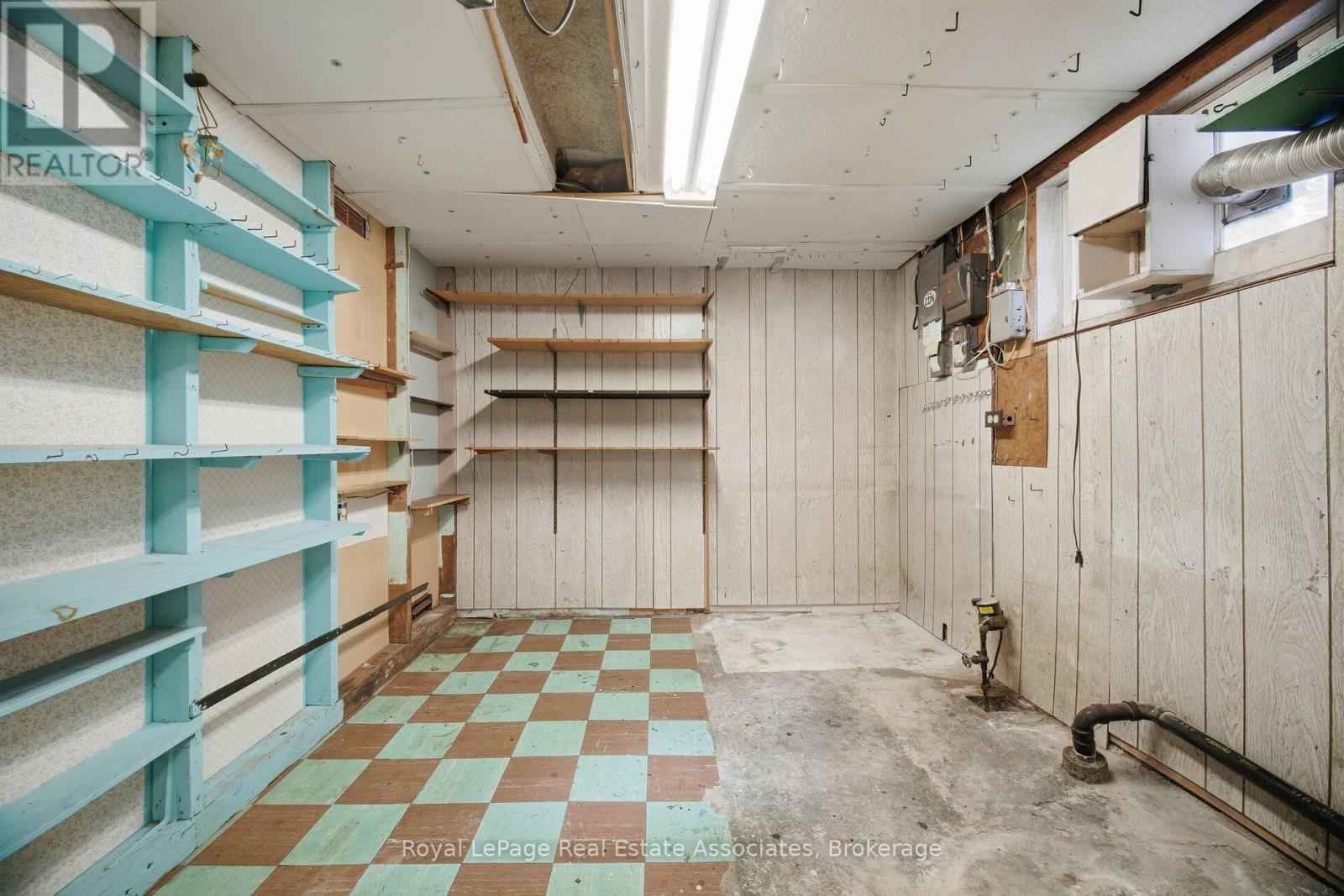 68 Allenby Avenue Property Photo 42