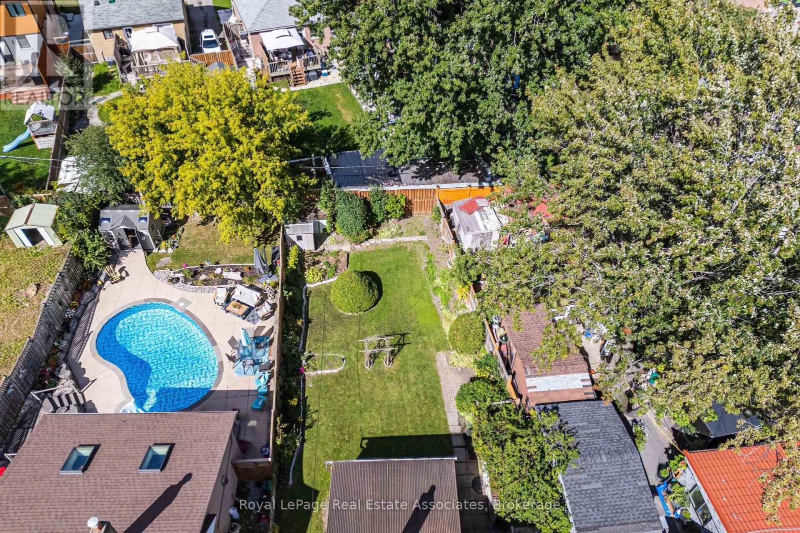 68 Allenby Avenue Property Photo 49