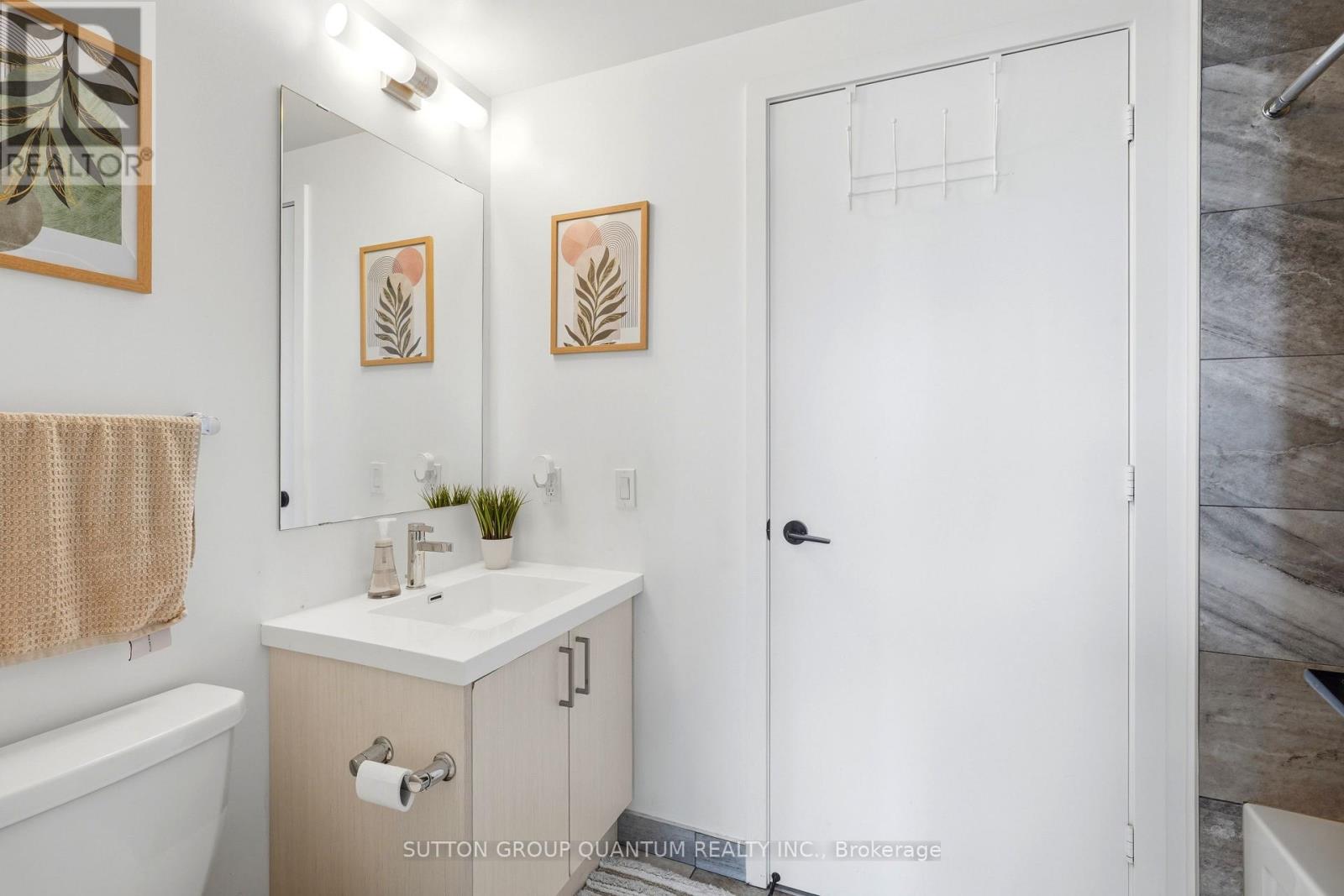 407 - 50 George Butchart Drive Property Photo 17