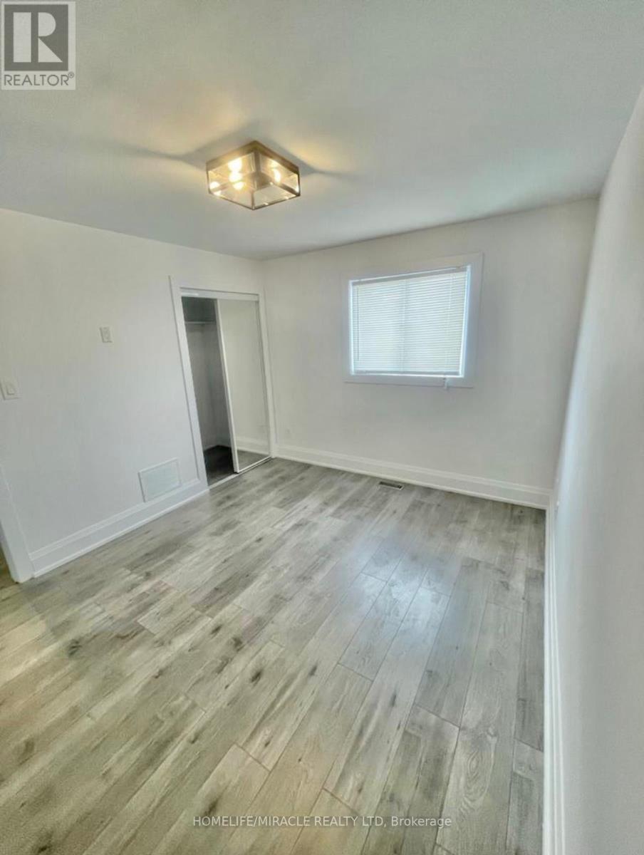 21 Ecclestone Drive Property Photo 12