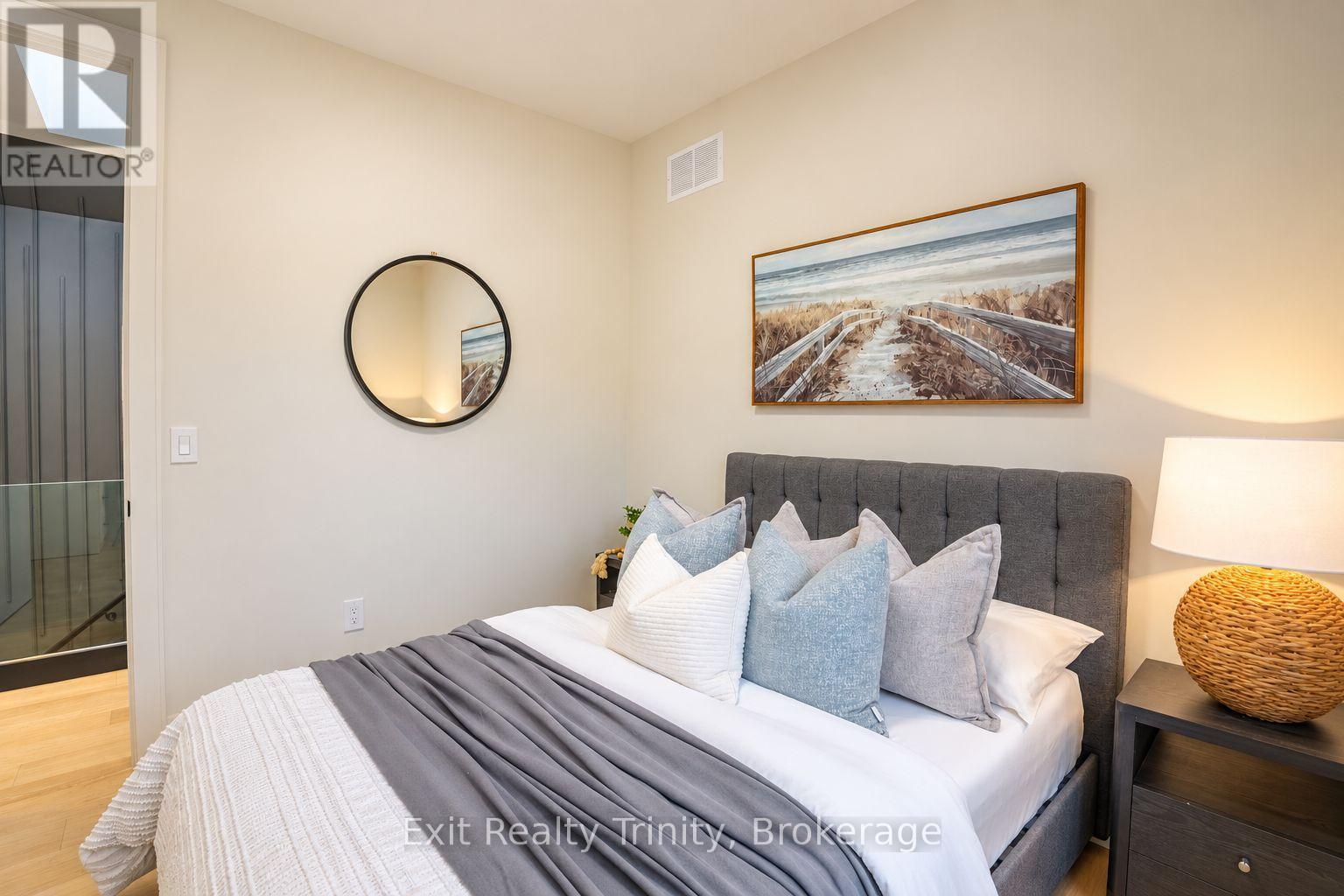 152 Sheldon Avenue Property Photo 29