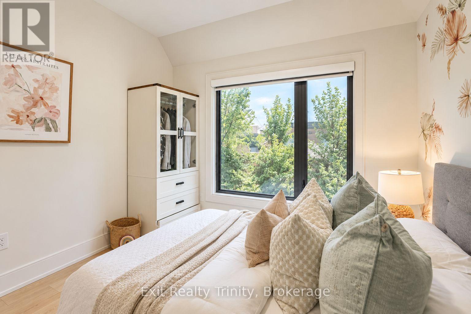 152 Sheldon Avenue Property Photo 31