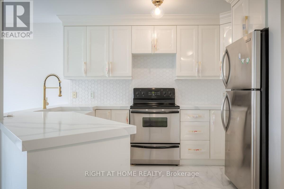 7401 Village Walk Property Photo 12