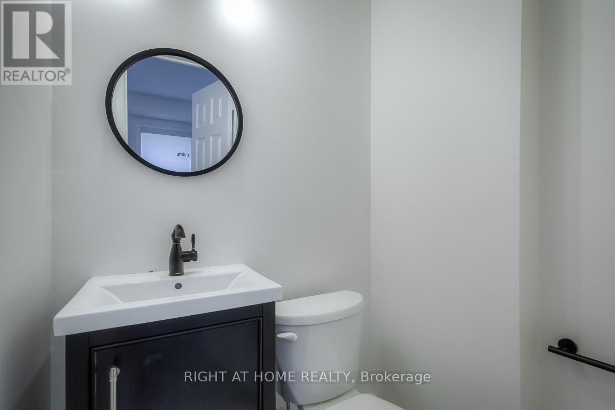 7401 Village Walk Property Photo 16
